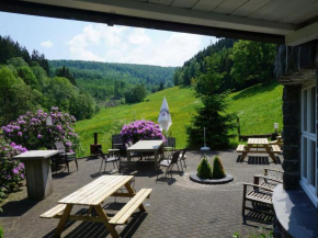 Exclusive group house in Winterberg in the forest